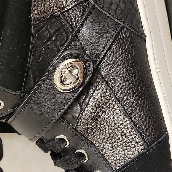 COACH Sneakers Size 6.5M - Picture 2 of 7